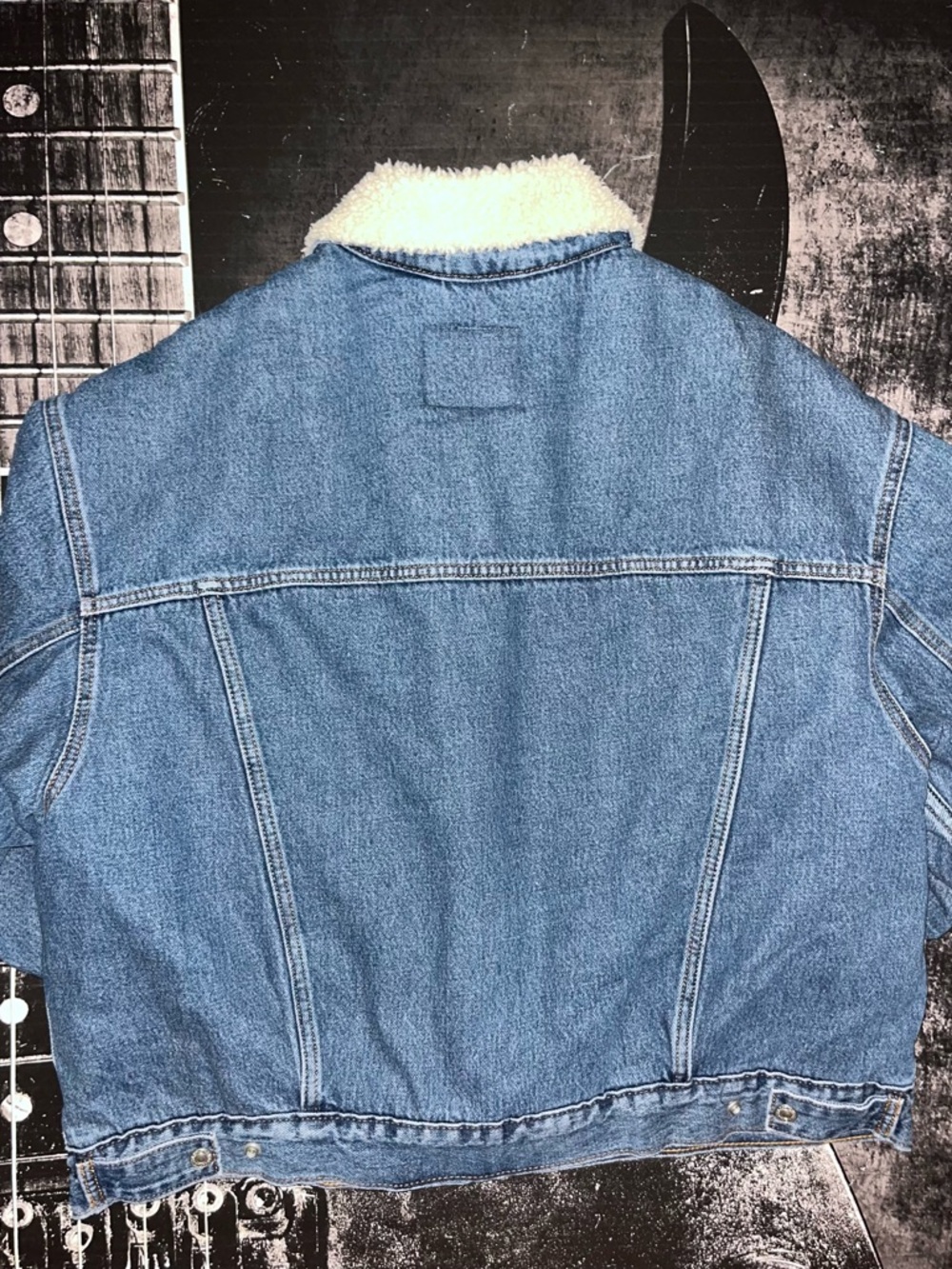 NWT Levi’s 90’s Sherpa Trucker Jacket - Picture 7 of 7